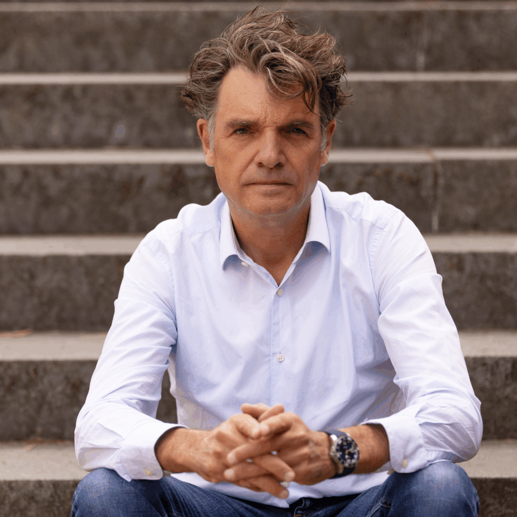 Jos Oerlemans van Needmachine helpt bij verwijderd worden van zoekmachines en internet.